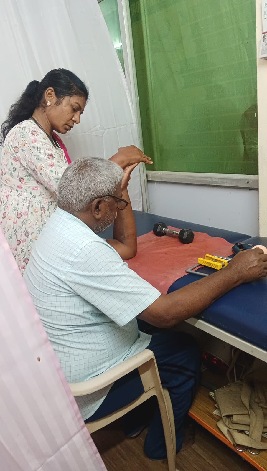 Elbow and wrist rehabilitation session